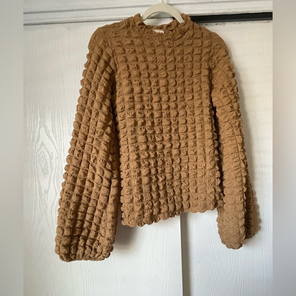 turtleneck bubble top